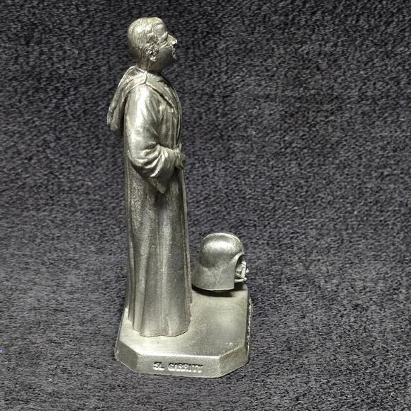 Star Wars Rawcliffe Fine Pewter Anakin Skywalker & Darth Vader Helmet Figurine - Picture 4 of 10